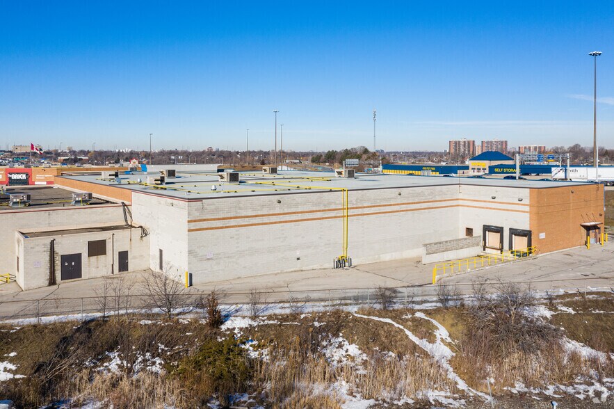 More Photos Of 2625 Weston Rd, Toronto Unknown For Lease