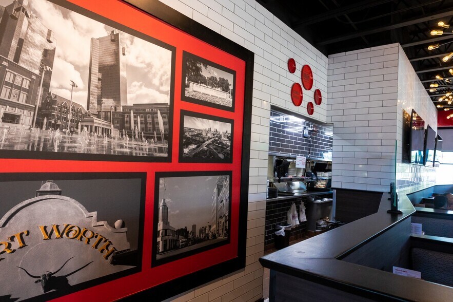 More Photos Of 6501 North Fwy, Fort Worth Restaurant For Sale