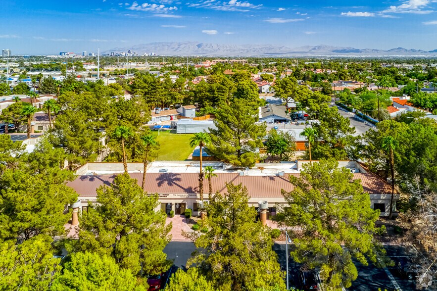 More Photos Of 4570 S Eastern Ave, Las Vegas Office For Lease