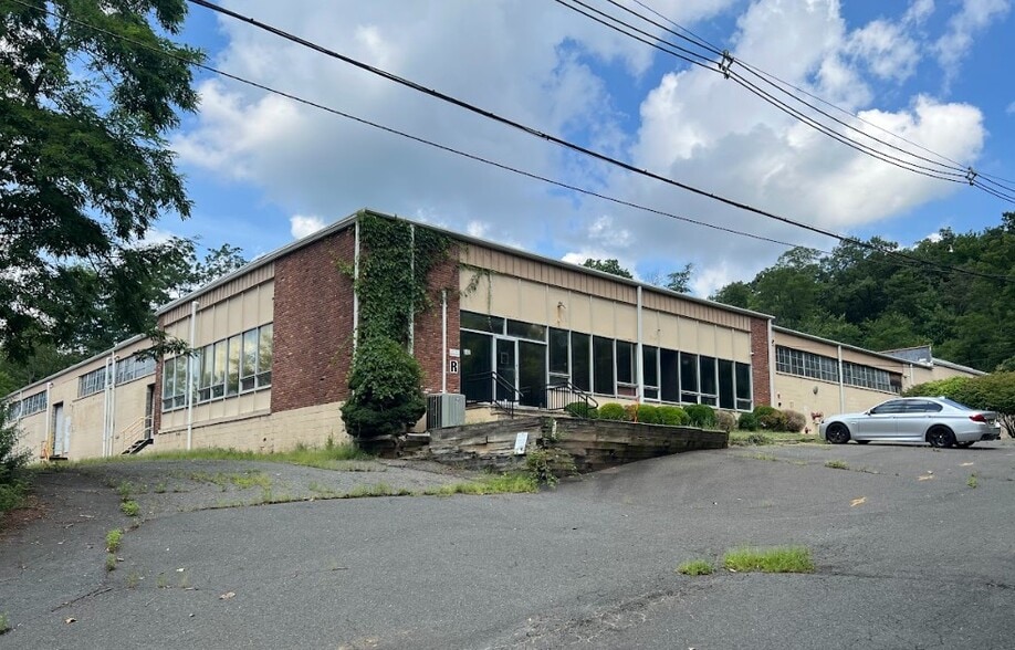 Primary Photo Of 342 US Highway 22, Green Brook Warehouse For Lease