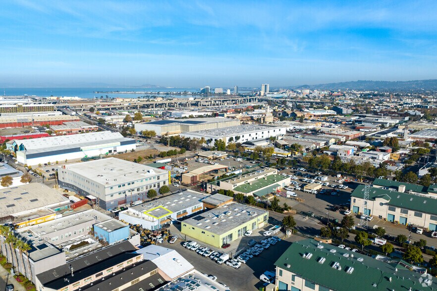 More Photos Of 1940 Union St, Oakland Warehouse For Lease