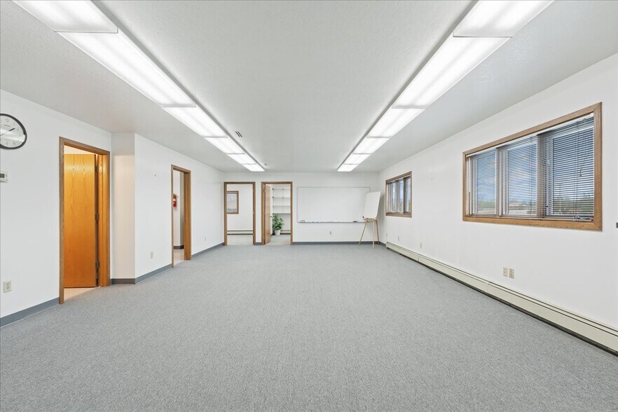 More Photos Of 980 Deere St, Fairbanks Warehouse For Sale