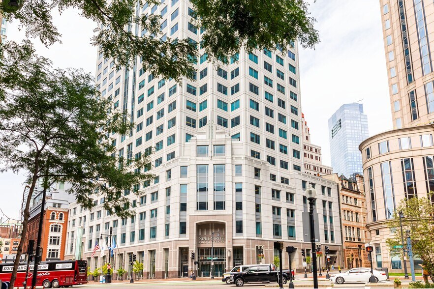 Primary Photo Of 1 Lincoln St, Boston Office For Lease