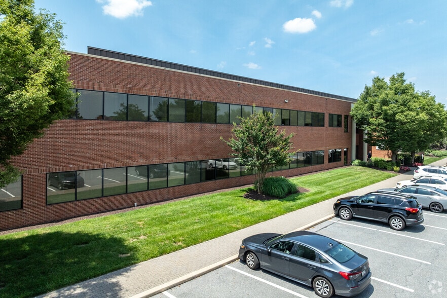 More Photos Of 7125 Thomas Edison Dr, Columbia Office For Sale