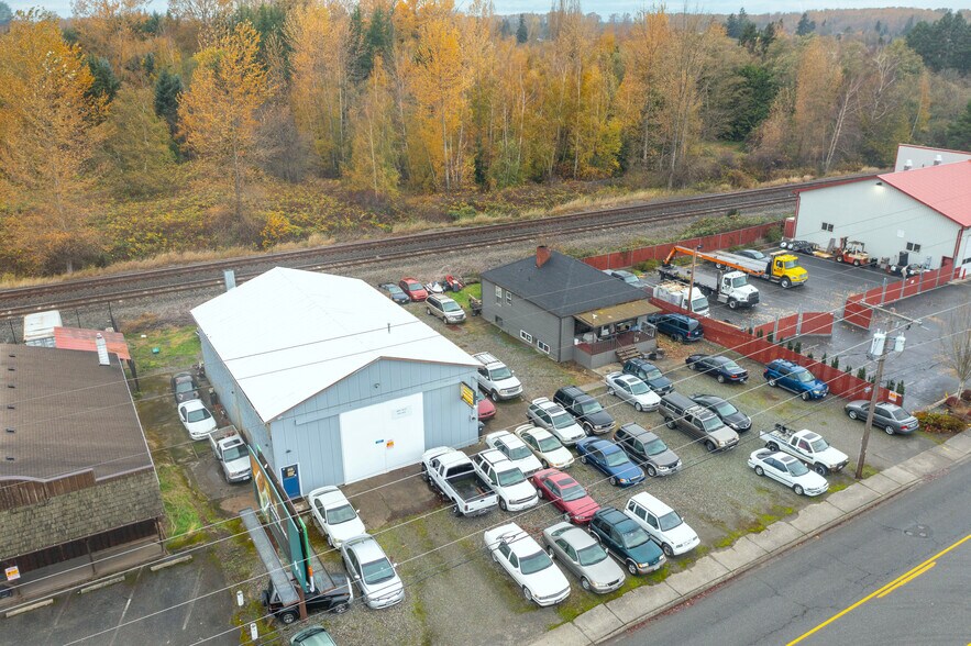 More Photos Of 2401 Old Highway 99 S Rd, Mount Vernon Auto Repair For Sale