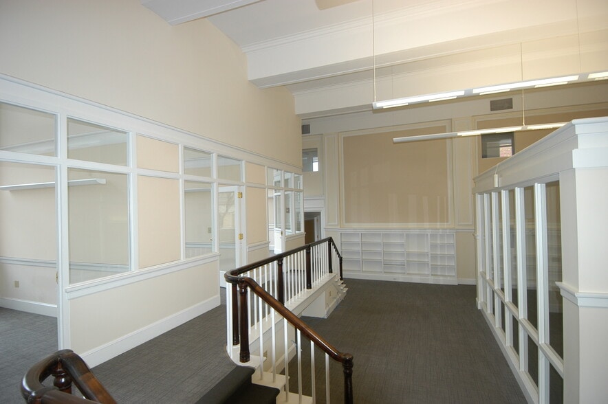 More Photos Of 47 Thorndike St, Cambridge Office For Lease