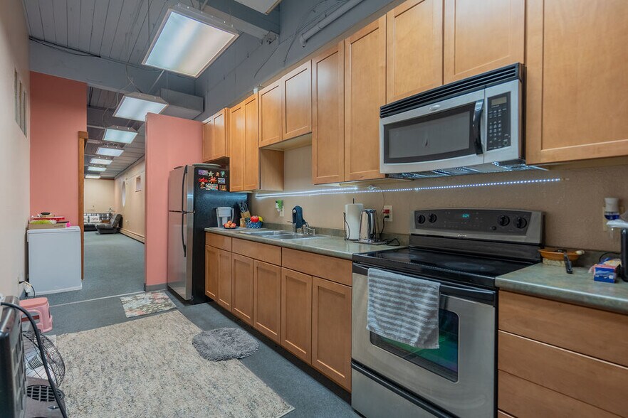 More Photos Of 535 3rd, Fairbanks Office Residential For Sale