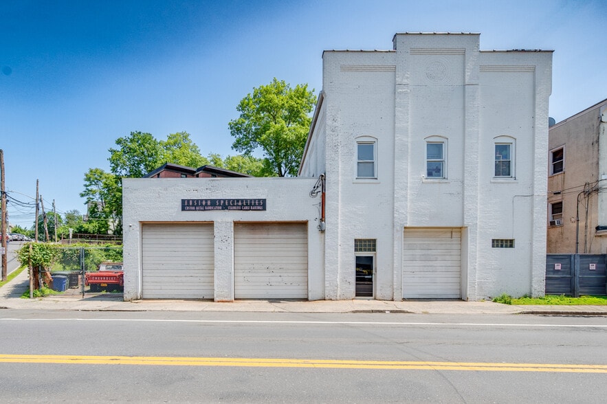 Primary Photo Of 101 Midland Ave, Port Chester Warehouse For Sale