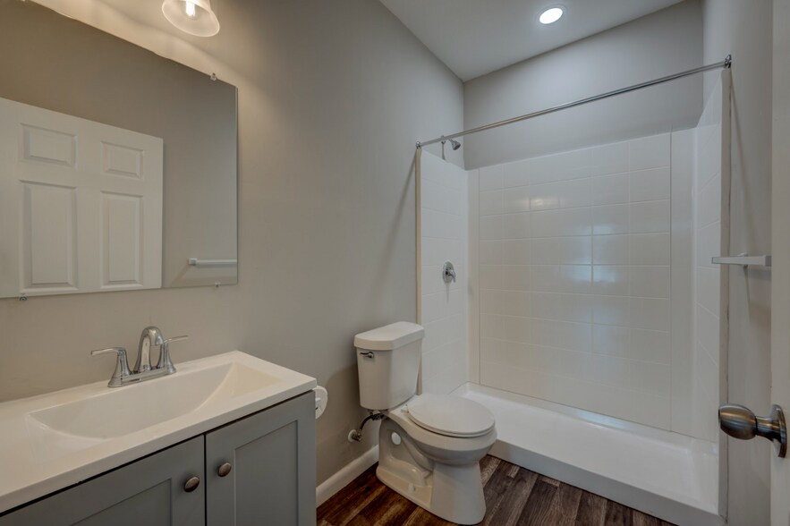 More Photos Of 4438 Pearl Rd, Cleveland Apartments For Sale