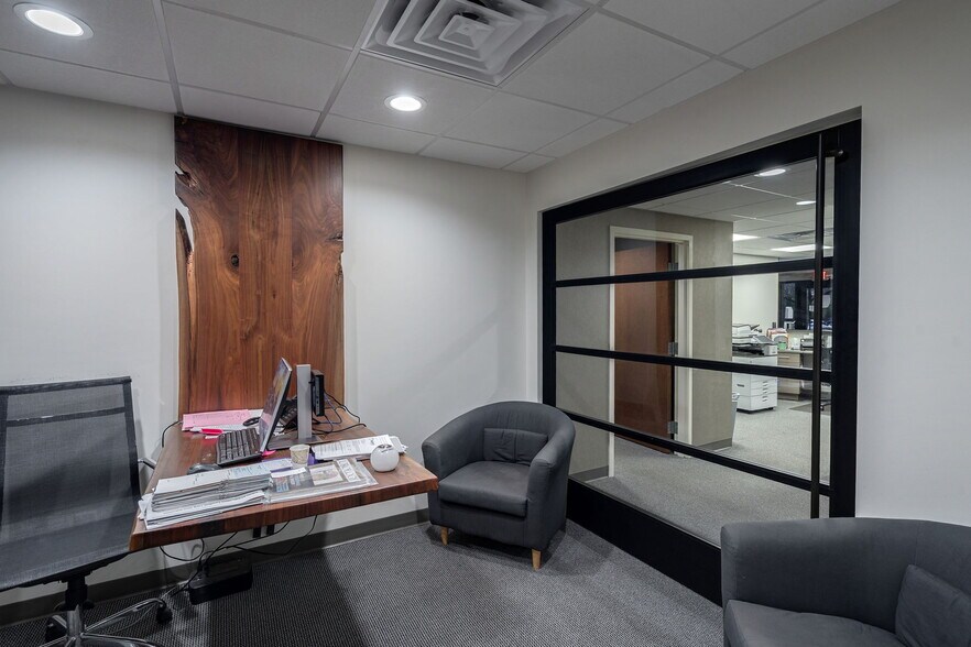 More Photos Of 195 King Ave, Athens Medical For Lease