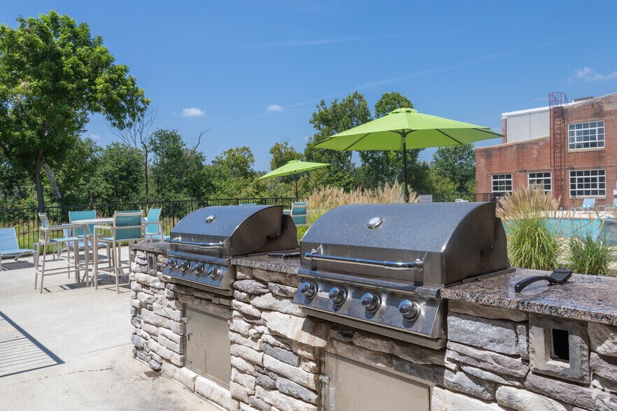 More Photos Of 116 E Main St, Haw River Apartments For Lease