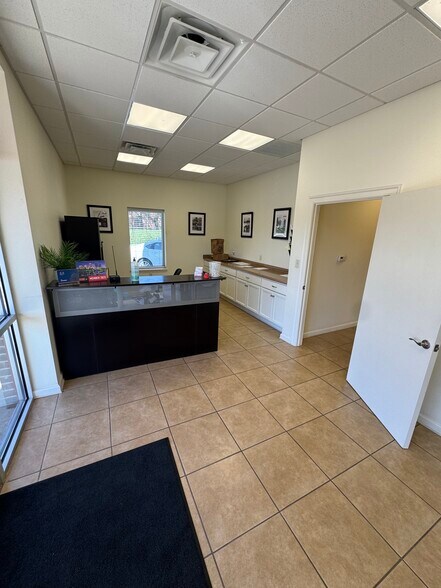 More Photos Of 5 Production Dr, Little Rock Warehouse For Lease