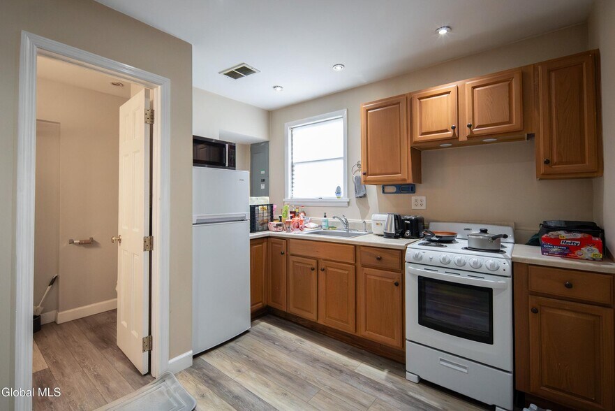 More Photos Of 964A Route 146, Clifton Park Office For Sale