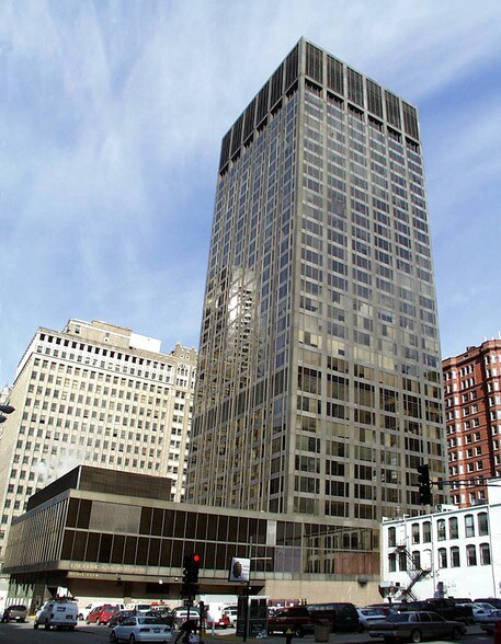 More Photos Of 720 Olive St, Saint Louis Office Residential For Lease