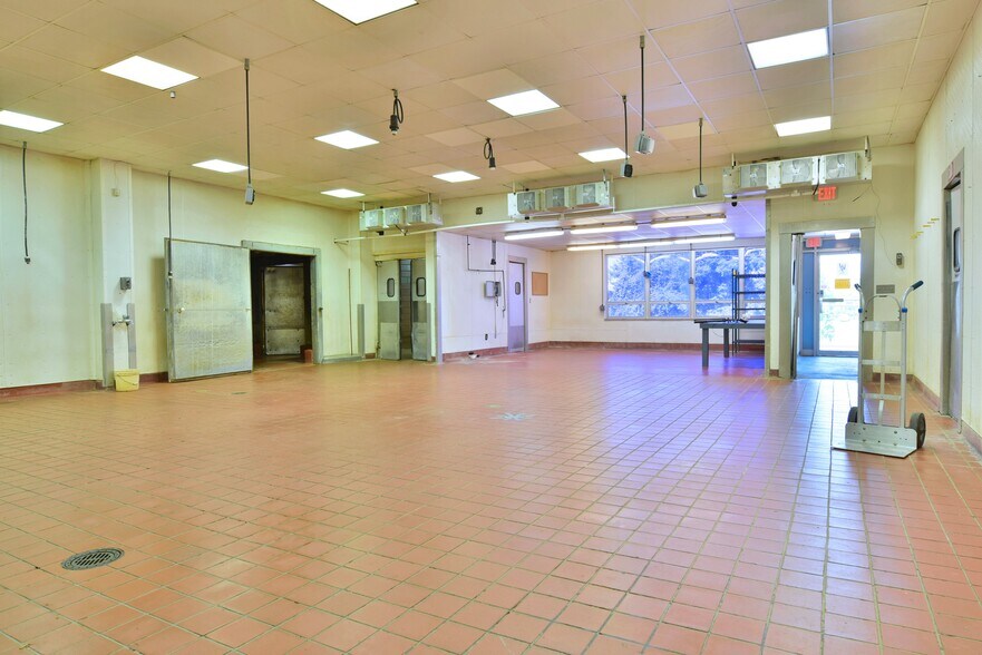 More Photos Of 126 Erie St, Cortland Warehouse For Sale