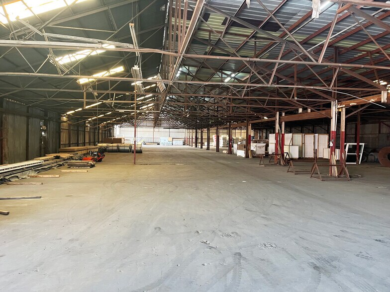 More Photos Of 6011-6019 Gold St, Houston Warehouse For Sale