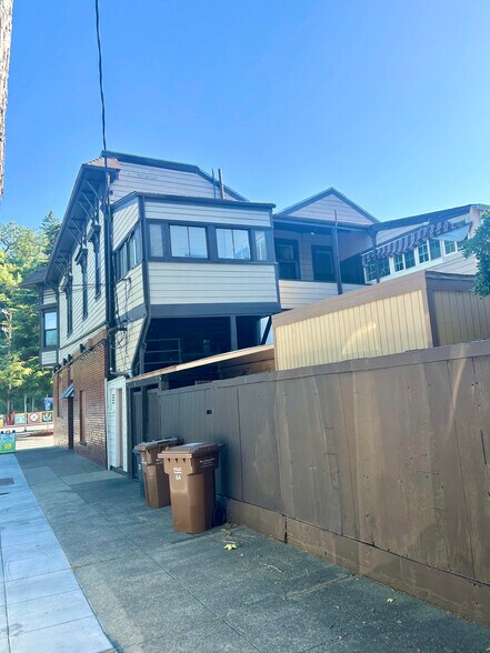 More Photos Of 11 G St, San Rafael General Retail For Sale