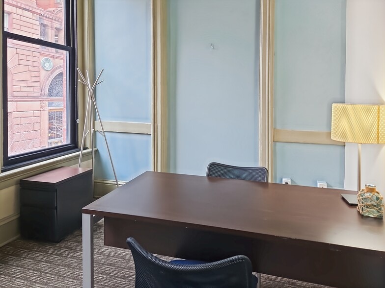 More Photos Of 103-107 W 9th St, Kansas City Coworking Space