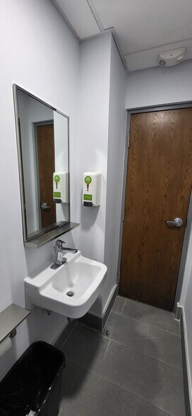 More Photos Of 845-851 St Clair Av W, Toronto Office For Lease