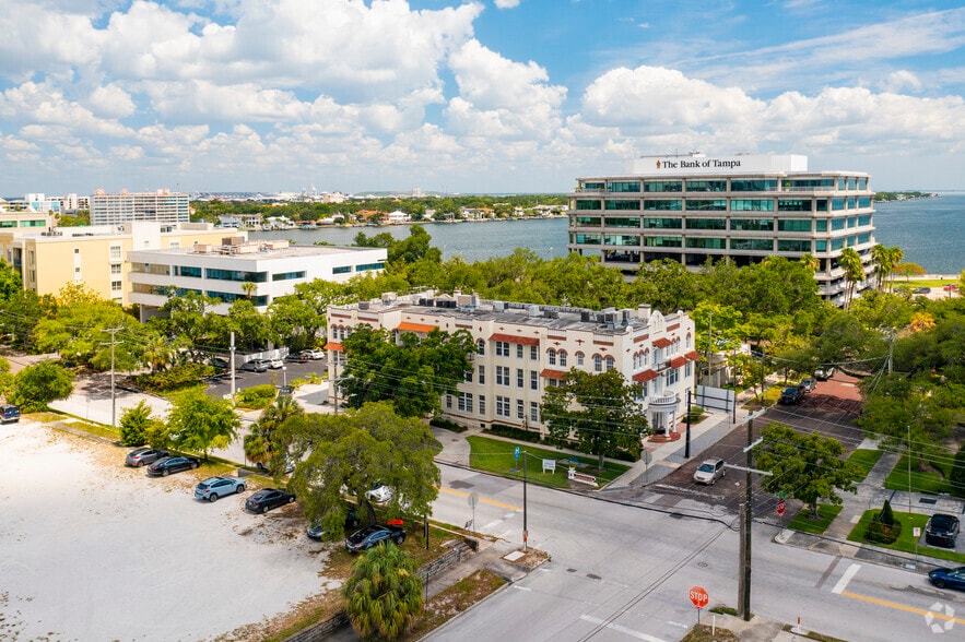 More Photos Of 600 S Magnolia Ave, Tampa Office For Lease