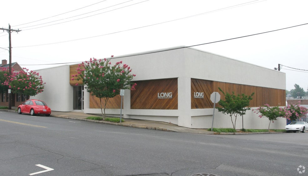 More Photos Of 961 Burke St, Winston-Salem Storefront Retail Office For Sale