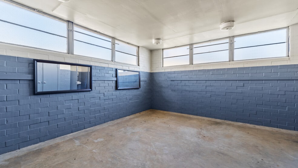 More Photos Of 14905 Oak St, Hosston Schools For Sale