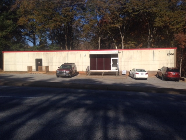 More Photos Of 1200 S Pleasantburg Dr, Greenville Office For Sale