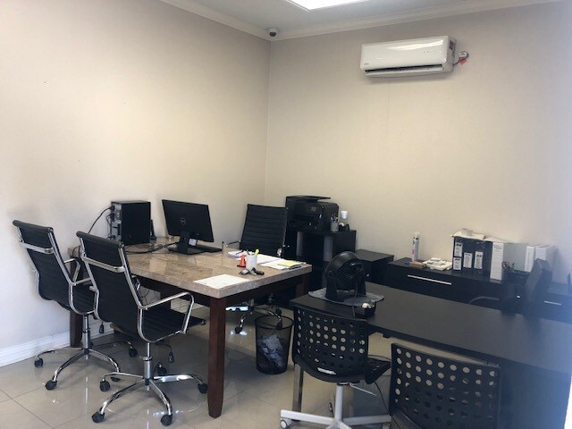 More Photos Of 10251 Tanner Rd, Houston Warehouse For Lease