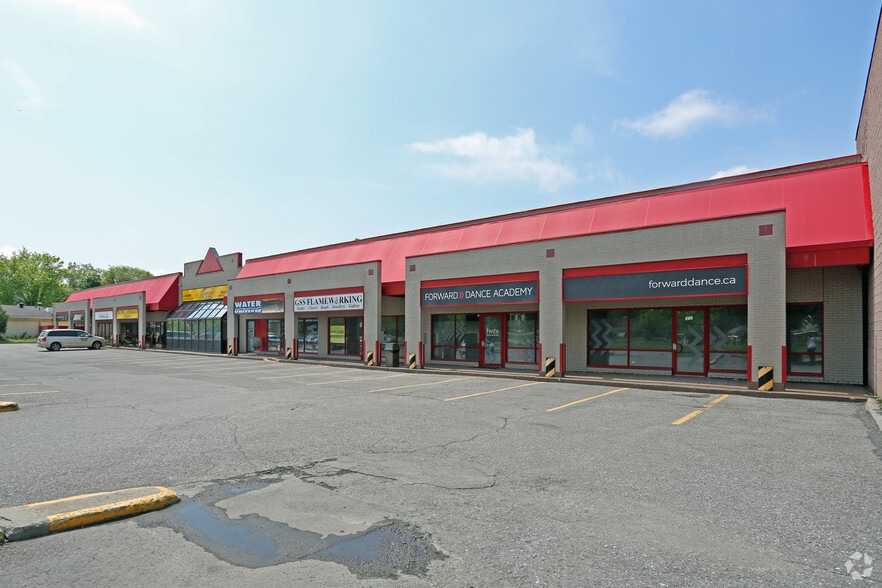 Primary Photo Of 911 Richmond Rd, Ottawa Freestanding For Lease