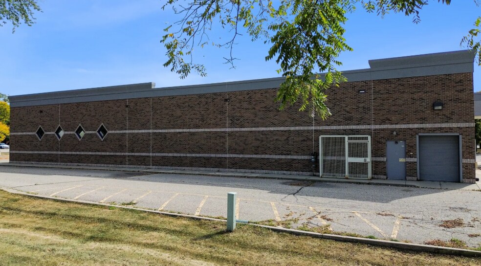 More Photos Of 51037 Van Dyke Ave, Shelby Township Drugstore For Sale