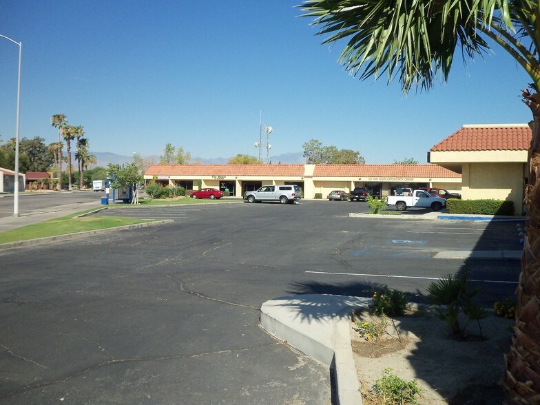 More Photos Of 83180 Requa Ave, Indio Office For Lease