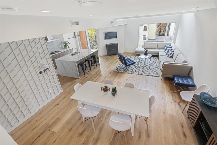 More Photos Of 362 W Broadway, South Boston Apartments For Sale