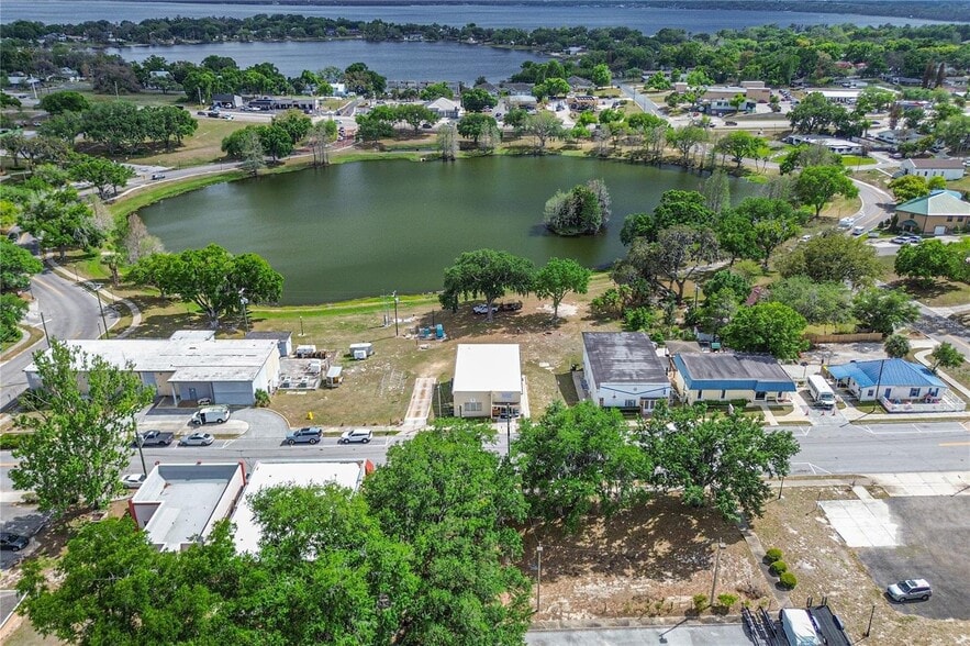 More Photos Of 855 W Desoto St, Clermont Specialty For Lease