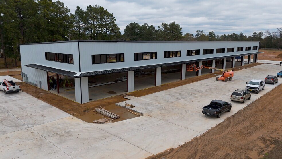 More Photos Of 25903 Elmfield Dr, Spring Flex For Lease