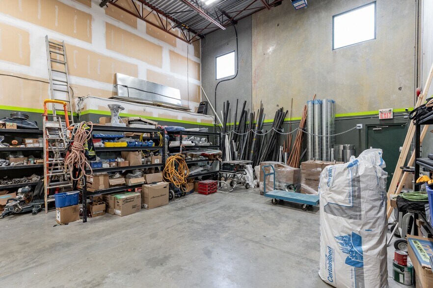 More Photos Of 2071 Kingsway Ave, Port Coquitlam Flex For Sale