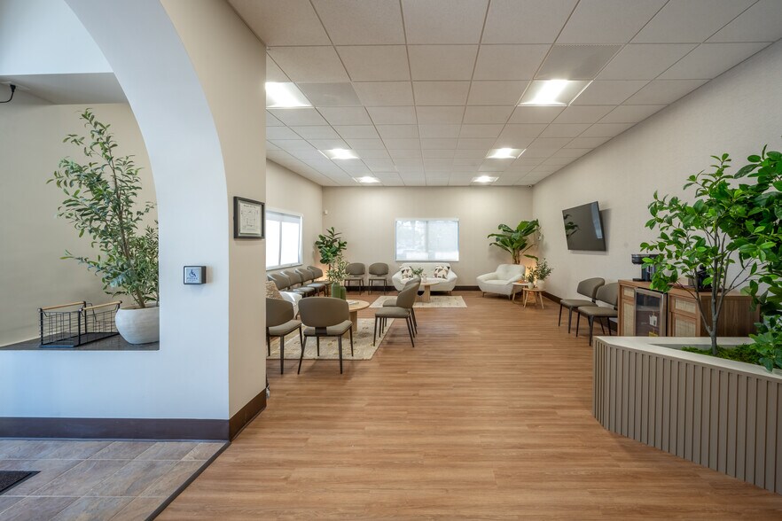 More Photos Of 3795 Boynton Beach Blvd, Boynton Beach Medical For Lease