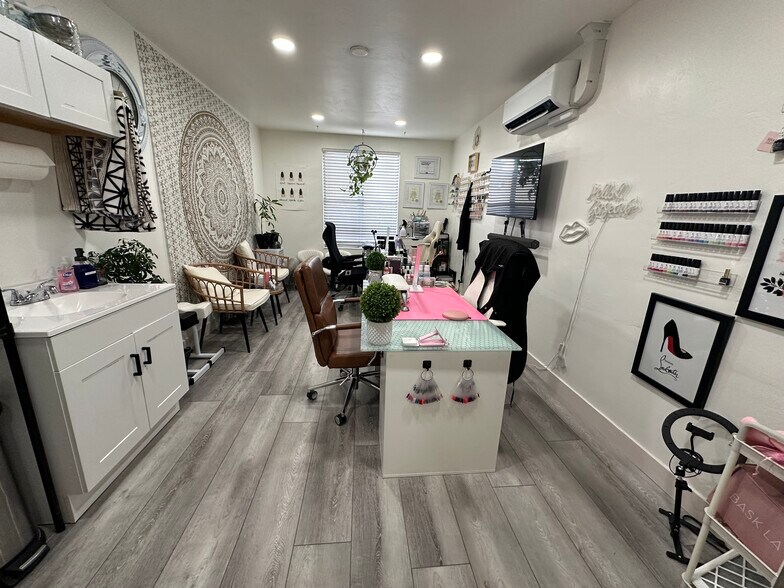 More Photos Of 235 Lake St, Reno Storefront Retail Office For Lease