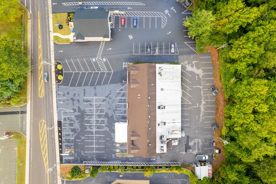 More Photos Of Rte 106 @ Rte. 106, Foundry St., Easton Unknown For Lease