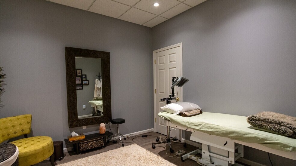 More Photos Of 1031 Wellington Way, Lexington Medical For Sale