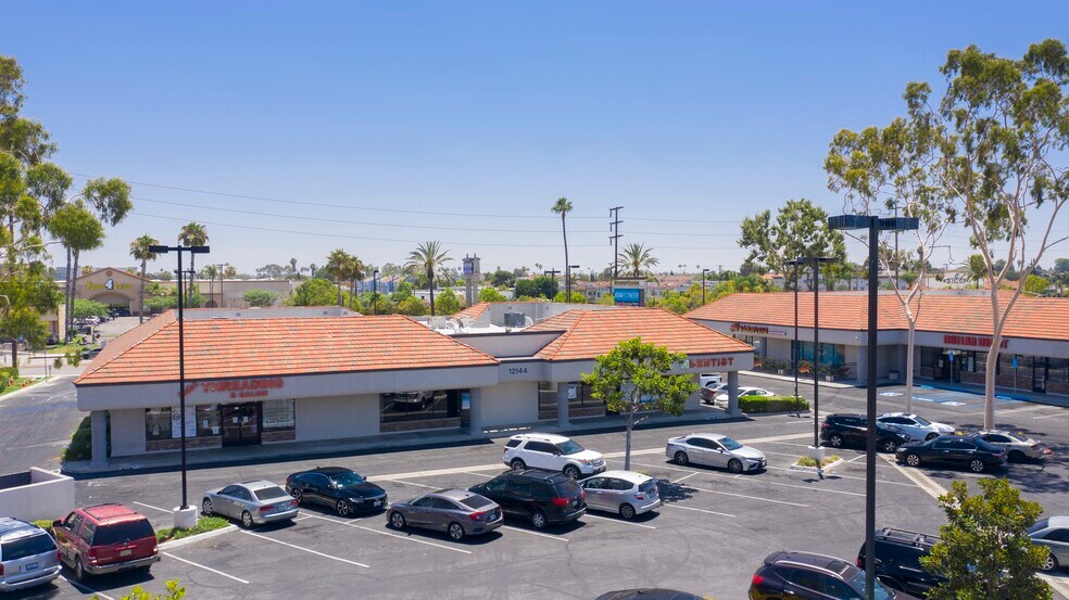 More Photos Of 12090-12146 Carson St, Hawaiian Gardens Unknown For Lease