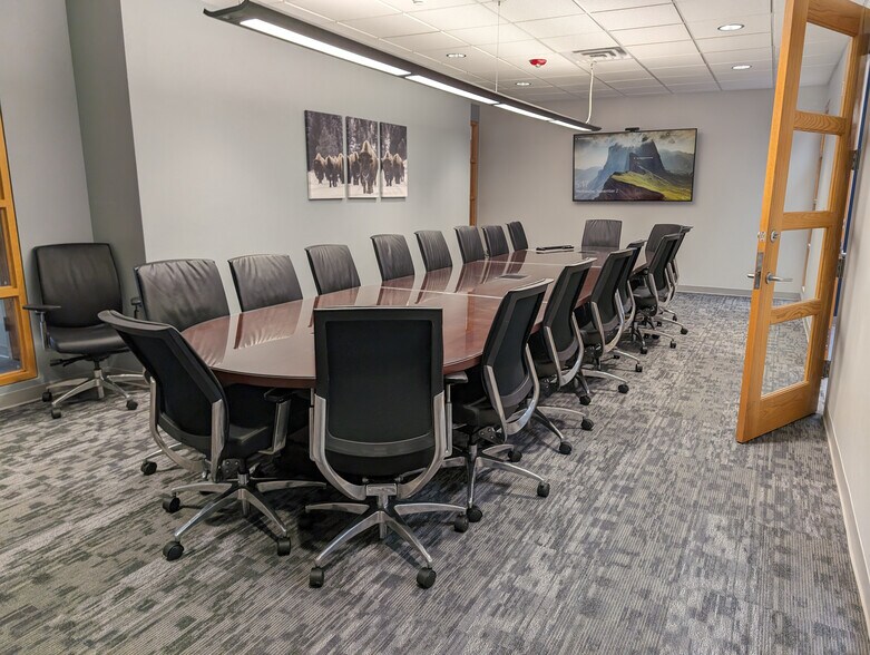 More Photos Of 61 John Muir Dr, Buffalo Unknown For Lease