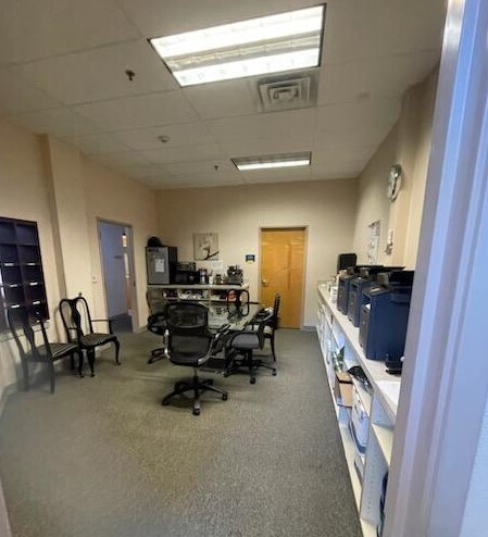 More Photos Of 5300 MacArthur Blvd, Vancouver Office For Lease