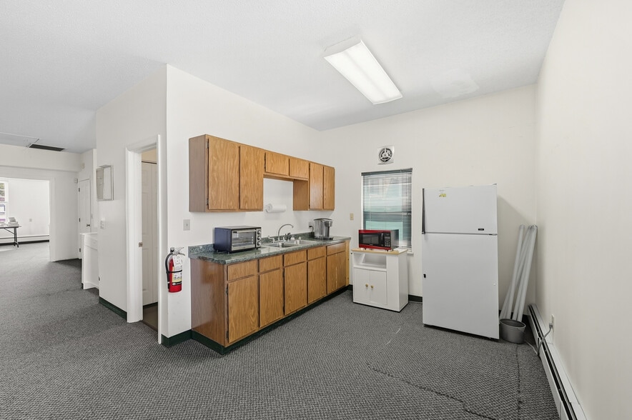 More Photos Of 628 California Ave, Pittsburgh Storefront Retail Residential For Sale