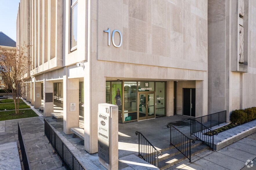 More Photos Of 10 N High St, West Chester Office For Lease