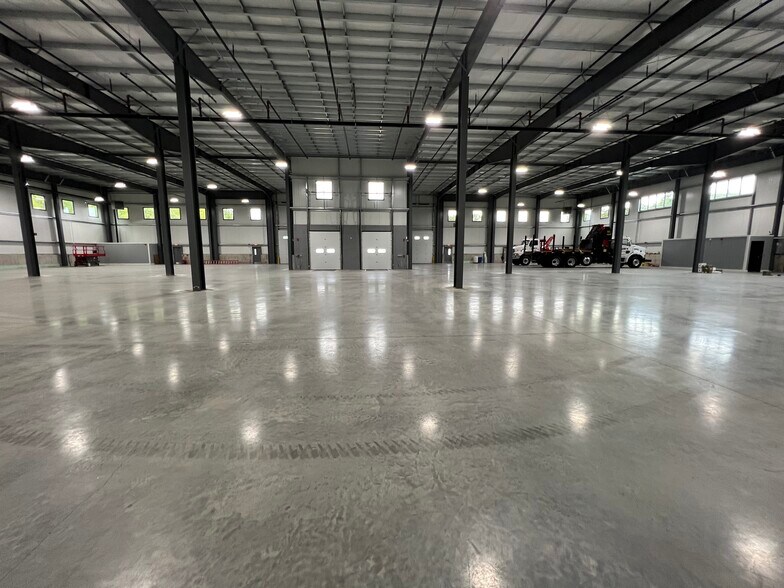 More Photos Of 17 Enterprise Dr, Monroe Manufacturing For Lease