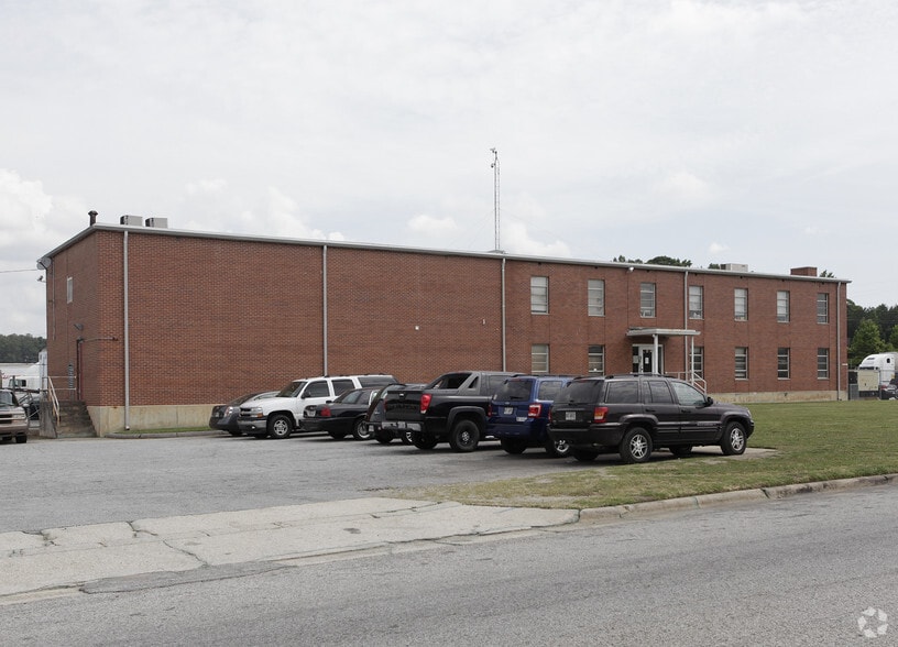 More Photos Of 1140 S River Industrial Blvd SE, Atlanta Truck Terminal For Lease