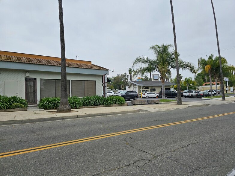 More Photos Of 1540-1546 Harbor Blvd, Fullerton Unknown For Lease