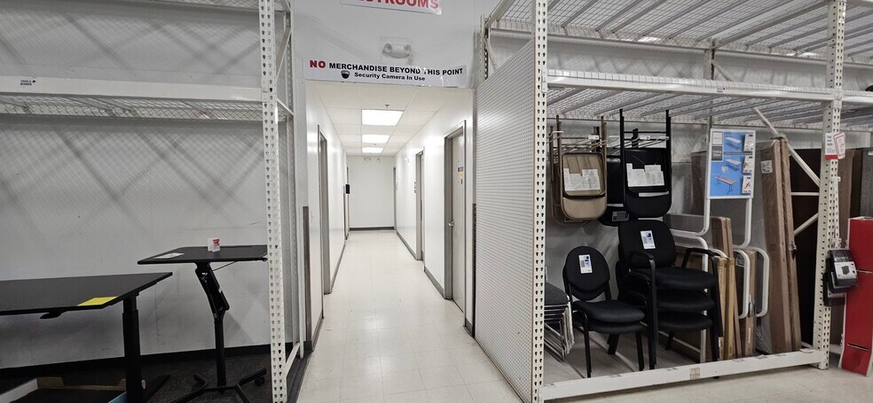 More Photos Of 2267 S Townsend Ave, Montrose Department Store For Sale