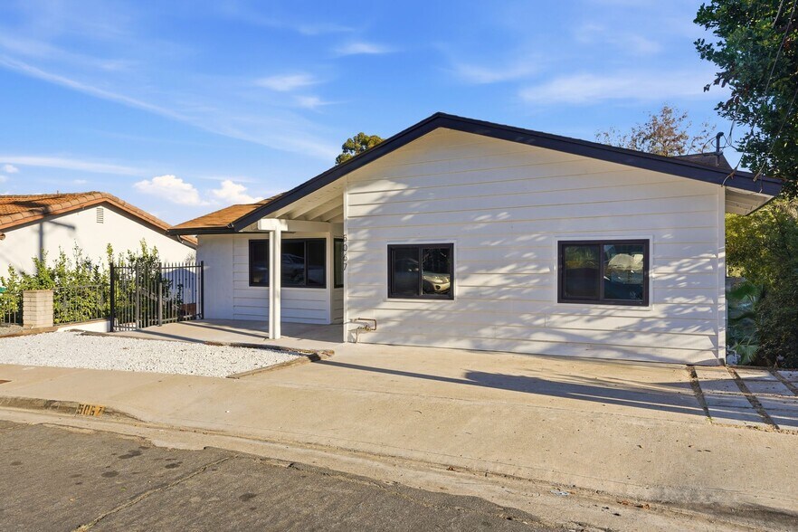 More Photos Of 5067 Alumni Pl, San Diego Multifamily For Sale