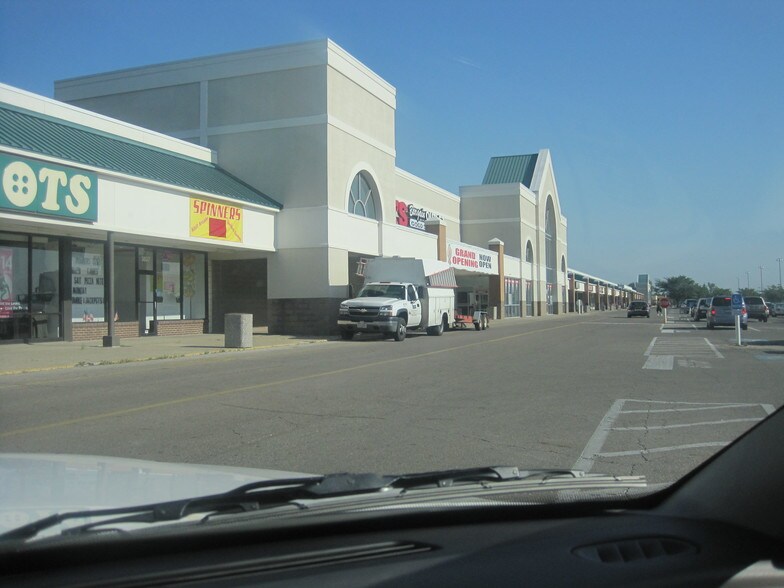 More Photos Of 3735-3907 S High St, Columbus Unknown For Lease